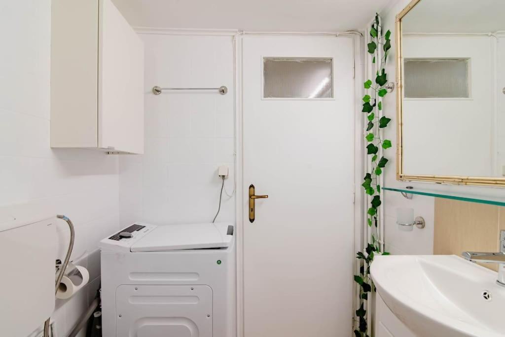 Athens Paradise Apartament 50 Sqm Near To Metro #2 Екстериор снимка